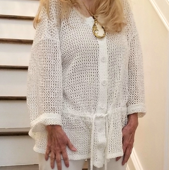 Tapemeasure NY Ex. Cond & Cleaned Fisherman Crochet Coverup Blouse, M, $25 - Picture 4 of 16